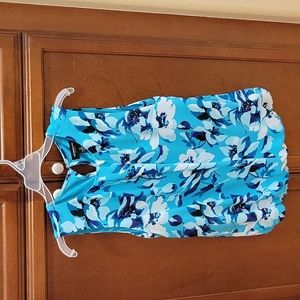 Career sleeveless blouse